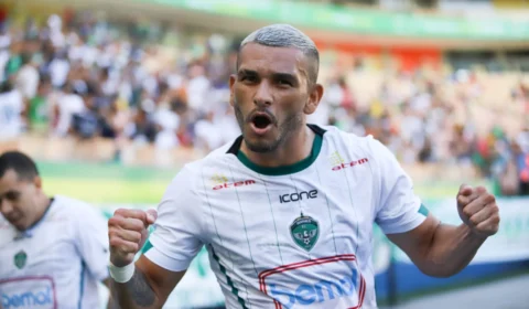Manaus joga melhor mas fica no empate de 1 a 1 com São José/RS pela Série C do Brasileiro