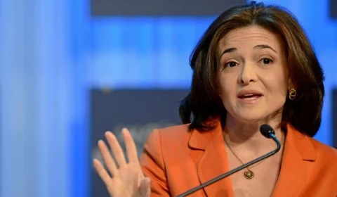 Após 14 anos, diretora de Operações da Meta, dona do Facebook, anuncia que deixará o cargo