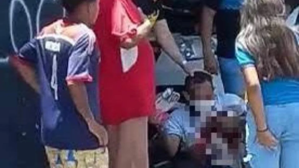 Motorista de ônibus que esfaqueou passageiro se apresenta em delegacia de Manaus