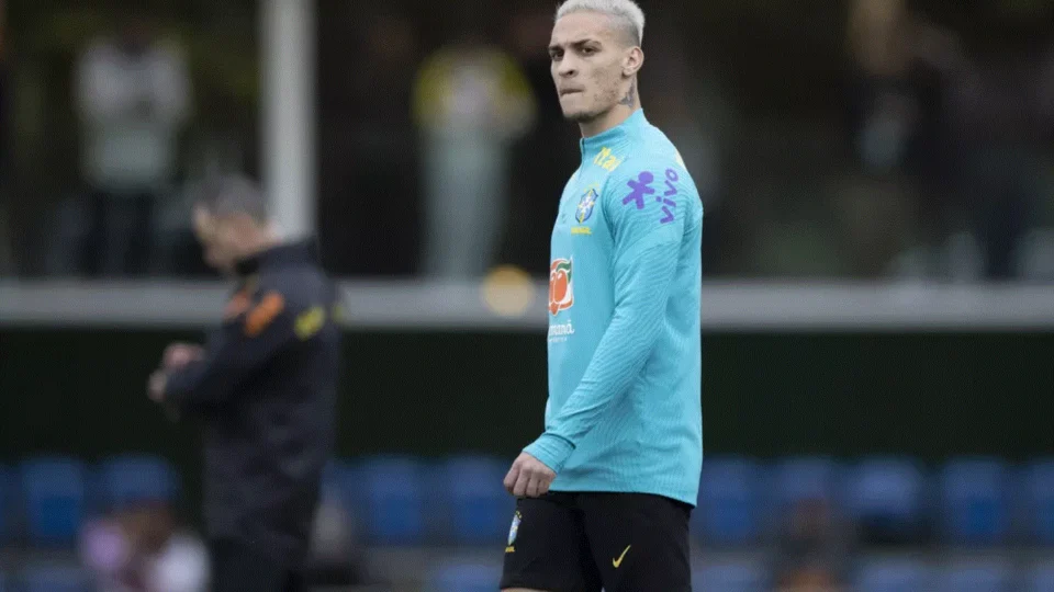 Seleção terá Antony, Neymar e Vini Júnior no ataque; Arana assumirá lateral esquerda contra Chile pelas Eliminatórias