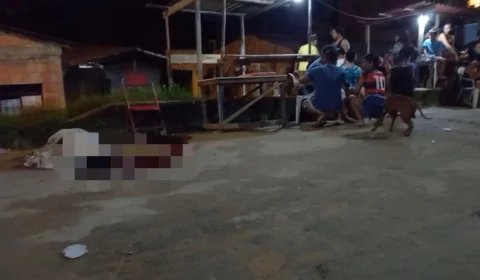 Pai e filho são executados a tiros em banca de churrasco na Zona Oeste de Manaus