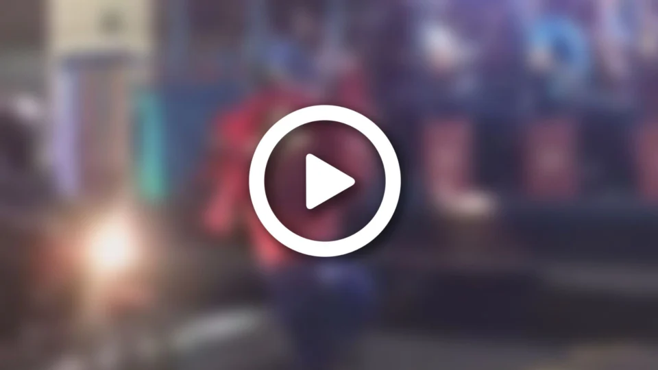 VÍDEO: jovem fantasiado de Fofão é atropelado por motociclista ao descer de trem da alegria, em Goias