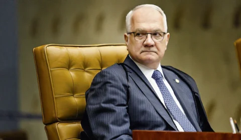 Sem citar nome de Bolsonaro, Fachin diz que Justiça Eleitoral jamais sofrerá ‘intervenção’