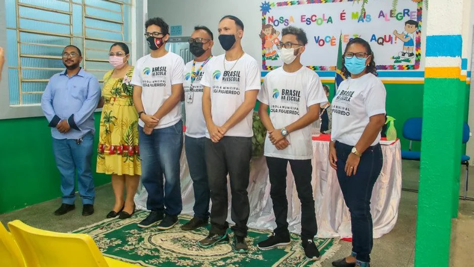 Semed convoca candidatos selecionados no PSS para assistentes voluntários de alfabetização, em Manaus