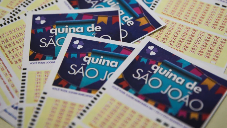 Quina de São João tem prêmio de R$ 200 milhões; veja como apostar