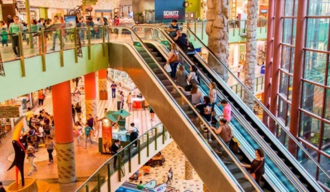 Corpus Christi: veja horário de funcionamento de shoppings e comércio no feriado, em Manaus