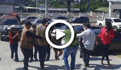 VÍDEO: mulher é presa suspeita de sequestrar idoso e transferir R$ 10 mil de pix em Manaus