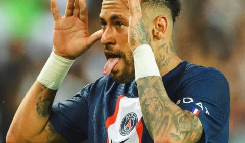 Neymar é punido por fazer careta em jogo do PSG pela Liga dos Campeões da Uefa