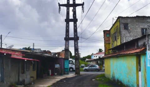 Ação Civil Pública pede retirada de linhas de alta tensão de áreas habitadas, em Manaus