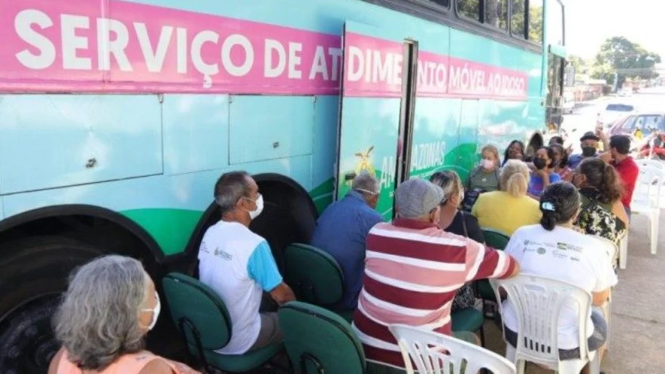 Ônibus do Idoso oferta atendimentos médicos na Zona Sul de Manaus nesta sexta, 28