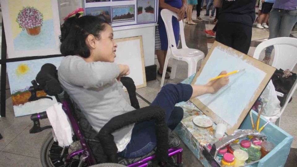 PL incentiva inclusão de pessoas com deficiência em escolas do AM