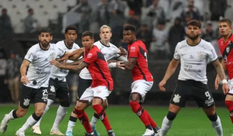 Corinthians vence Atlético/GO por 2 a 1 na Neo Química Arena pela 28ª rodada do Brasileirão