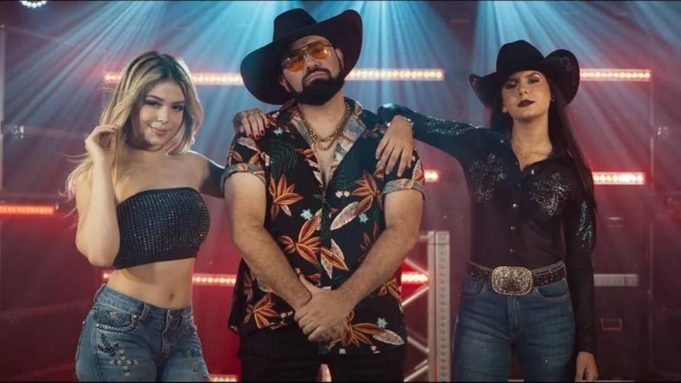 Melody se torna cantora mais jovem a chegar ao 1º lugar do Spotify Brasil