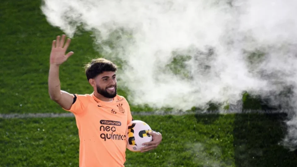 Atacante Yuri Alberto deve estrear pelo Corinthians diante do Coritiba pelo Campeonato Brasileiro nesta quarta, 20