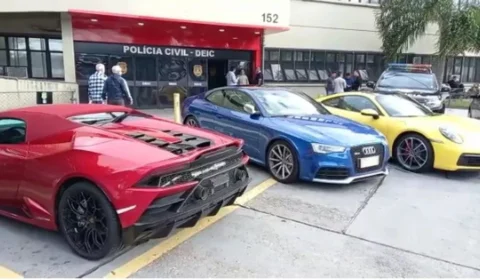 Sete carros de luxo são apreendidos pela polícia de SP em operação contra lavagem de dinheiro realizada por influenciadores