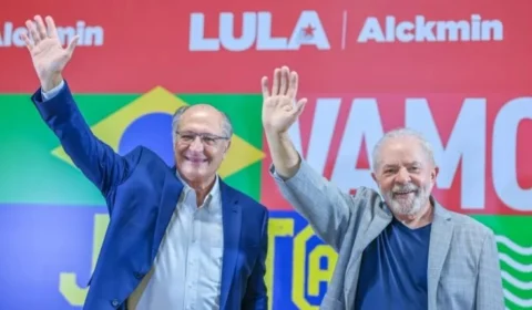 Eleições 2022: chapa Lula-Alckmin registra candidatura no TSE