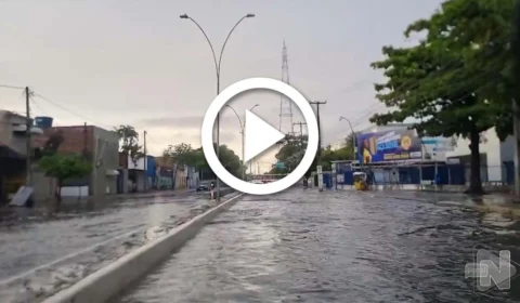 VÍDEO: chuva no Recife provoca duas mortes, alagações e deslizamento de terra
