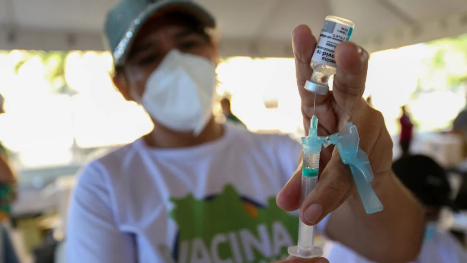 Covid-19: confira pontos de vacinação para adultos e crianças nesta quarta-feira, em Manaus