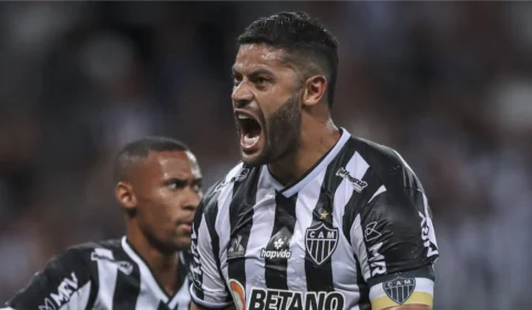 Com gol de Hulk, Atlético/MG vence Emelec por 1 a 0 e garante vaga nas quartas de final da Libertadores