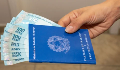 Abono salarial de 2019 esquecido por trabalhadores já pode ser pedido, informa Governo Federal