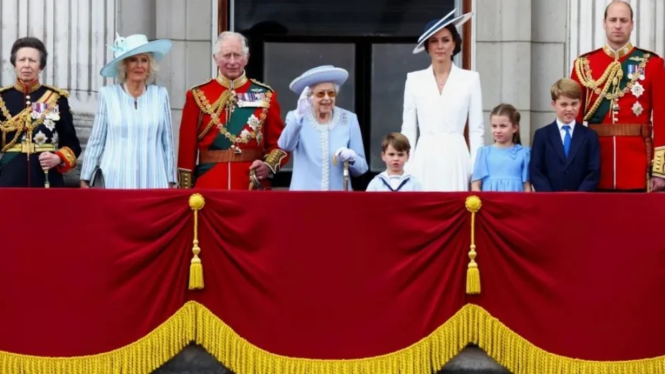 Celebrações do Jubileu de Platina dos 70 anos de reinado da rainha Elizabeth II terminam neste domingo em Londres
