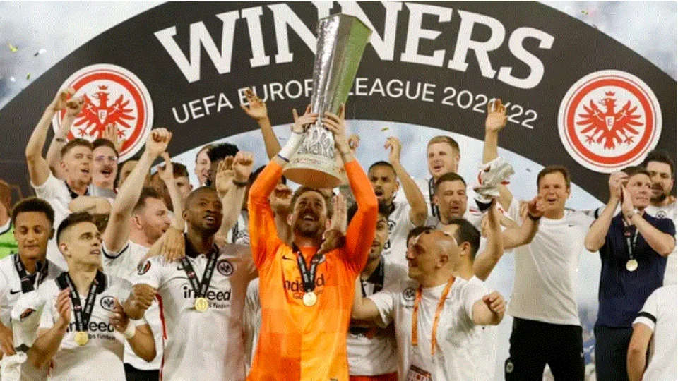 Frankfurt vence Rangers por 5 a 4 nos pênaltis e conquista título da Liga Europa