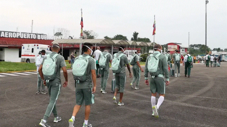 Maratona do Palmeiras após jogo pela Libertadores tem escala em Manaus antes de estreia no Campeonato Brasileiro