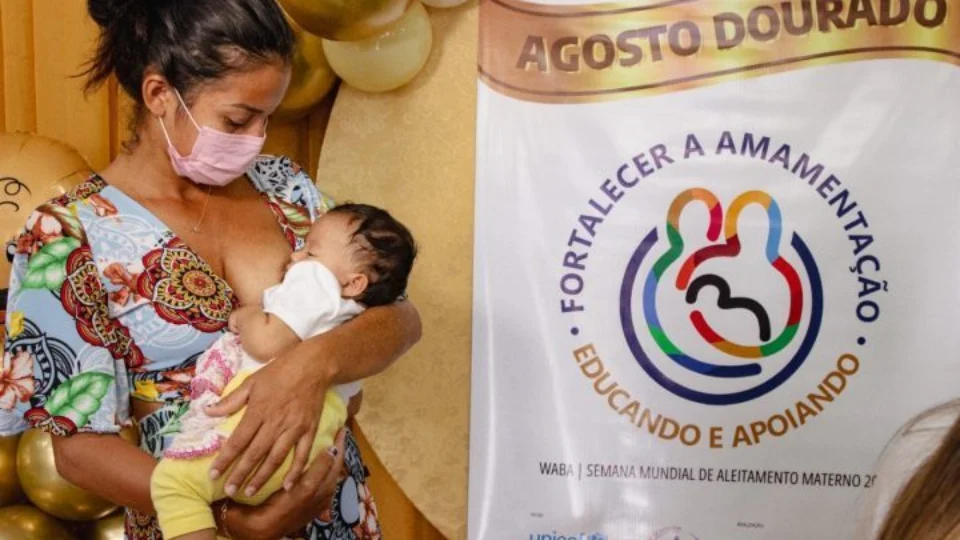 ‘Agosto Dourado’: campanha para incentivo ao aleitamento materno é lançada em Manaus