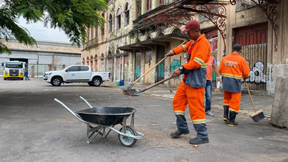 Manaus mantém serviços essenciais em feriado da Semana da Pátria