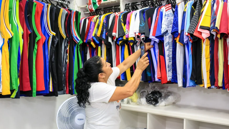 Vendas do comércio amazonense crescem 1,0%, em maio, aponta IBGE