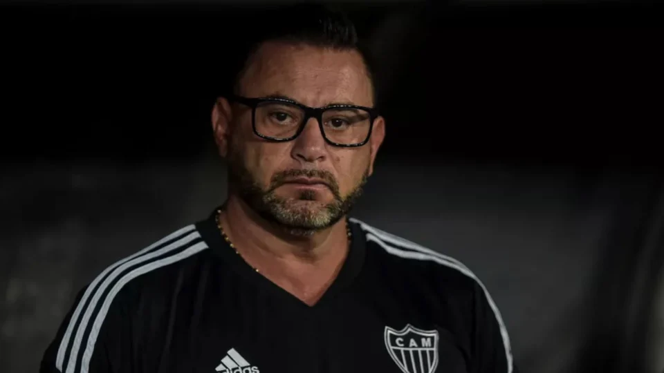Atlético/MG demite Antonio Mohamed e torcida pede Cuca ou Renato Gaúcho