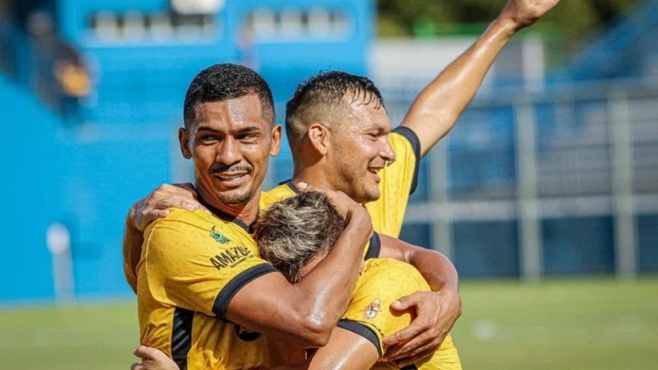 Amazonas faz bonito dever de casa e atropela Náutico/RR por 3 a 0 pela Série D