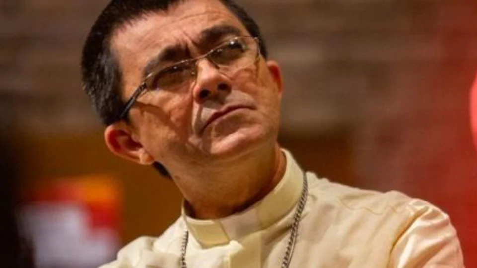 Bispo assina decreto que proíbe 13 paróquias de Itacoatiara-AM a aceitarem recursos financeiros de políticos