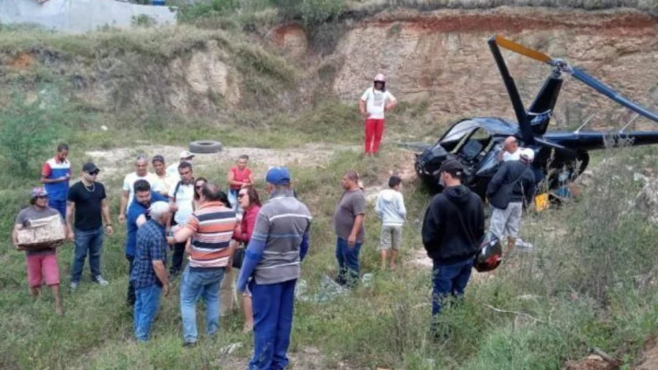 Acidente: helicóptero com candidatos cai no interior da Bahia
