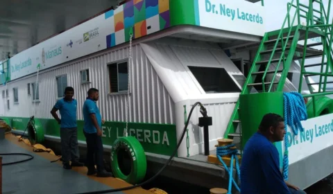 População ribeirinha de Manaus recebe UBS Fluvial revitalizada