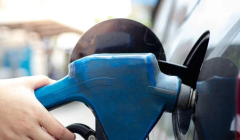 Especialista dá dicas para economizar combustível