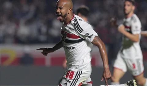 Nos pênaltis, São Paulo vence Ceará por 4 a 3 e avança à semifinal da Copa Sul-Americana