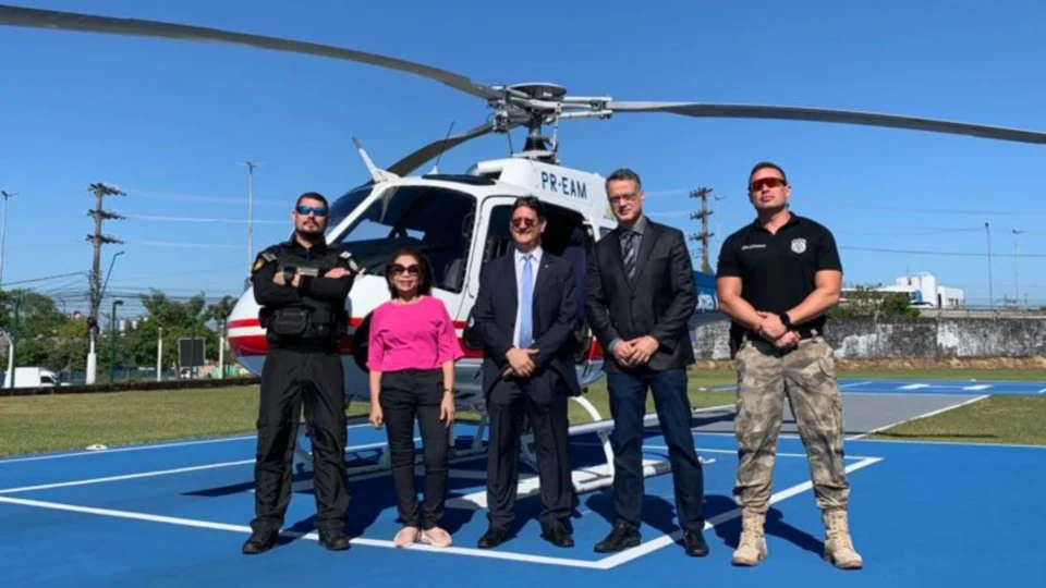 MPAM sobrevoa e inspeciona crescimento do número de focos de invasões em Manaus