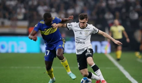 Corinthians desafia Boca por vaga às quartas de final da Libertadores