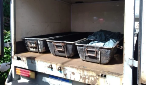 Corpos de adolescente e jovem são encontrados em cemitério clandestino na Zona Leste de Manaus