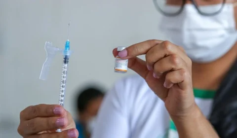 Covid-19: confira pontos de vacinação para adultos e crianças nesta terça-feira, em Manaus