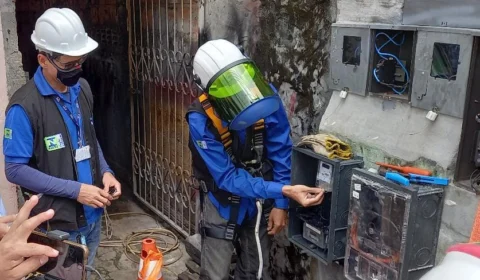 Amazonas Energia é multada por irregularidades em medidores convencionais