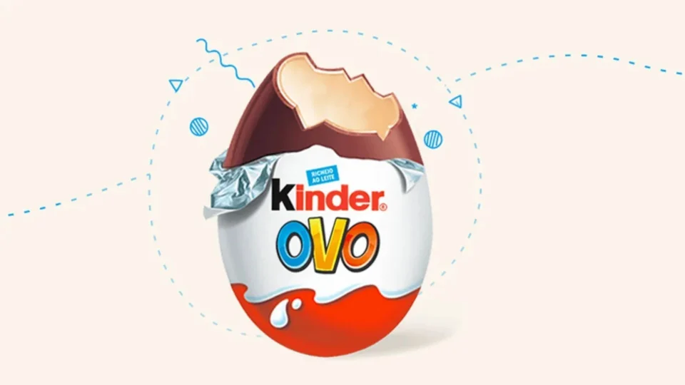 Fabricante do Kinder Ovo é notificada após casos de contaminação no Reino Unido