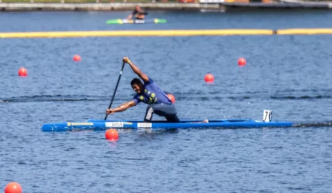 Isaquias Queiroz garante vaga na final do Mundial de Canoagem no Canadá
