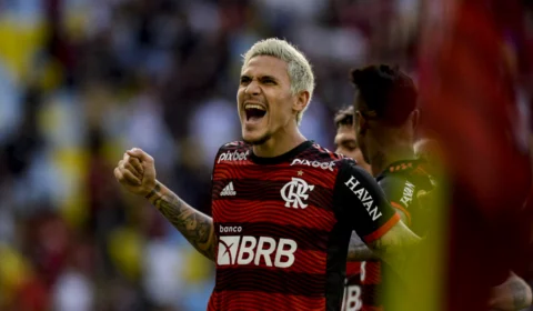 Flamengo vence Sporting Cristal por 2 a 1 pela última rodada da fase de grupos da Liberta e fica entre melhores no mata-mata