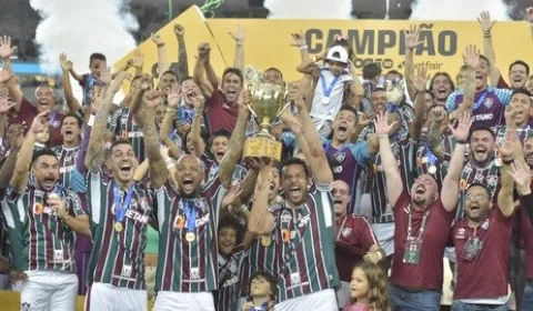 Com gol de Cano, Fluminense empata em 1 a 1 com Flamengo e é campeão carioca