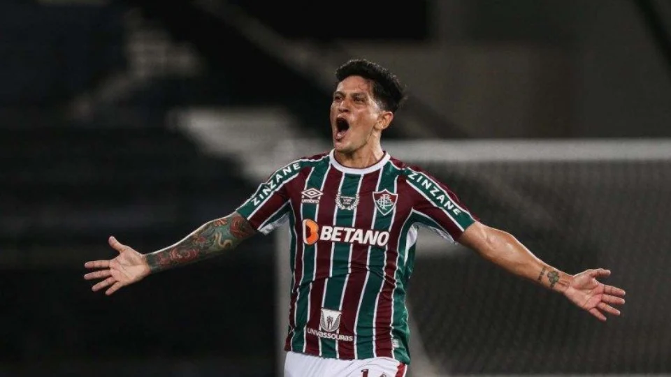 Com golaço de cano, Fluminense bate Atlético/MG por 5 a 3 pelo Brasileirão