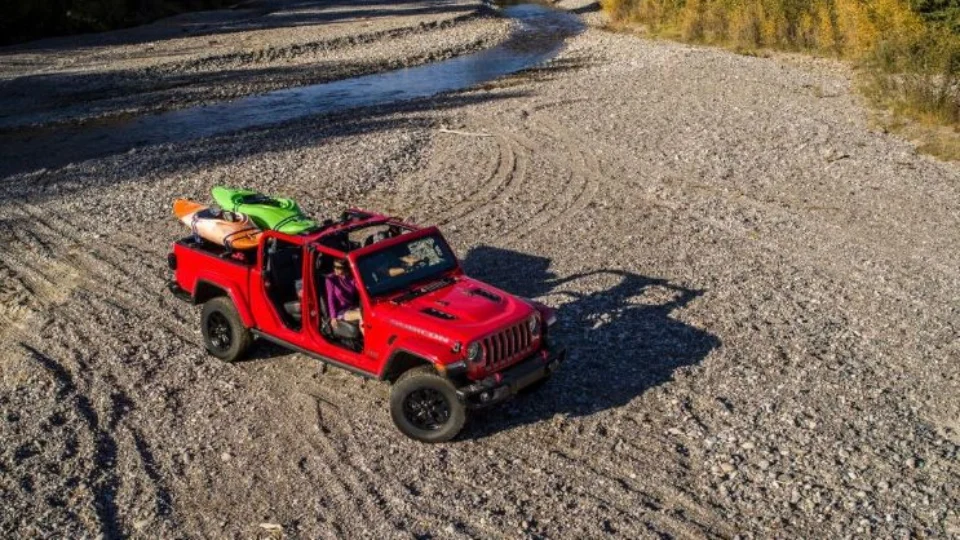 Jeep confirma chegada de picape Gladiator ao Brasil