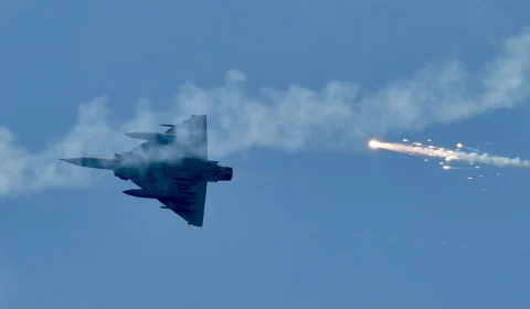 Rotas alternativas de aviação são negociadas por Taiwan devido a exercícios militares chineses