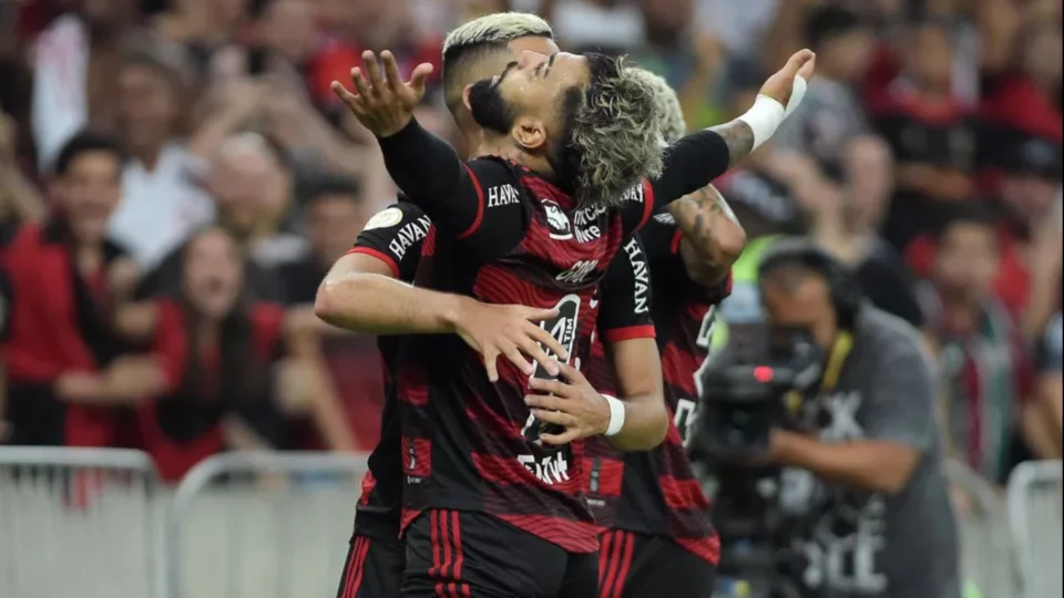 Vitória sobre Flusão de 2 a 1 faz Flamengo chegar ao 1º lugar no ranking de viradas entre principais times do país